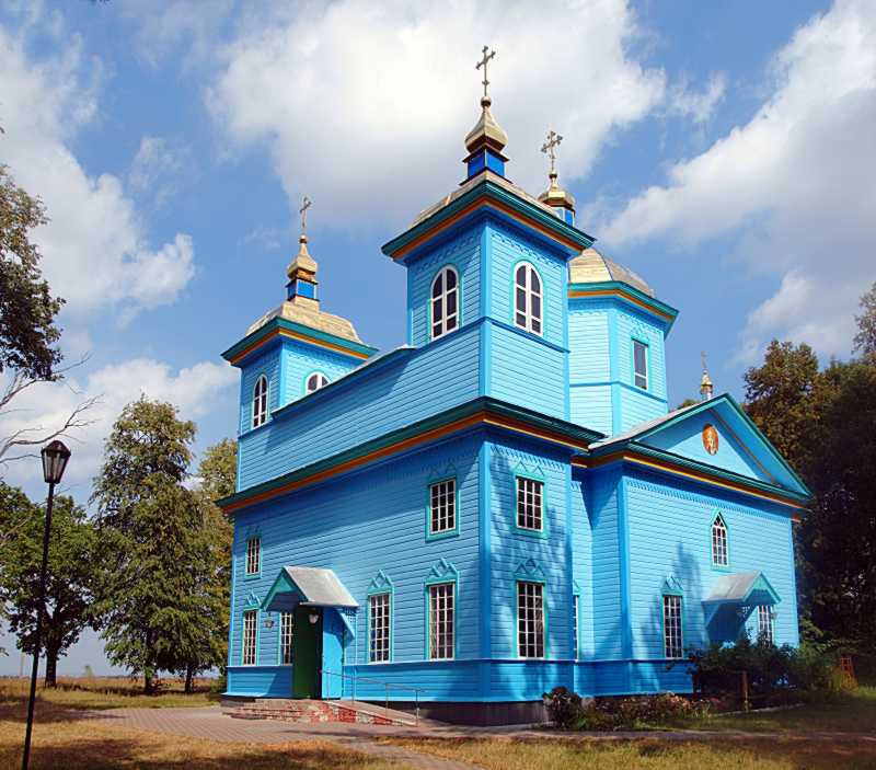 Фото Петра Ричкова 3 вересня 2016 р. з сайту commons.wikimedia.org Дерев’яна… Церква св.Миколи