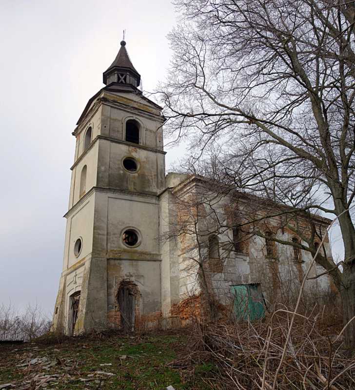Костел св. Трійці та св. Михаїла