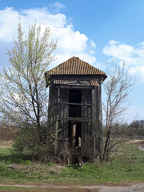 Фото Ольги Лободи 19 квітня 2019 р. з сайту commons.wikimedia.org Вітряк,… Вітряк