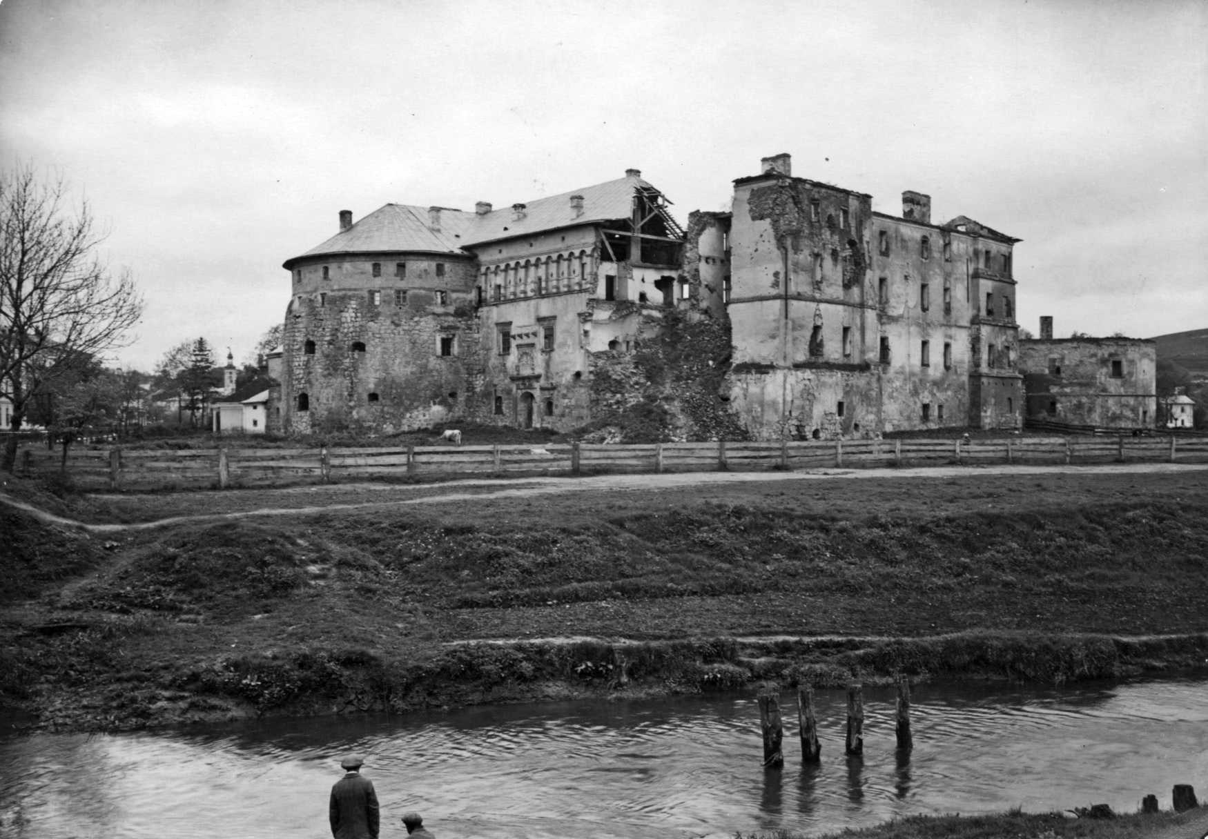 Фото невідомого часу (1920 р.?) опубліковано на сторінці «Мандрівка старим… 1920 р. (?) Загальний вигляд