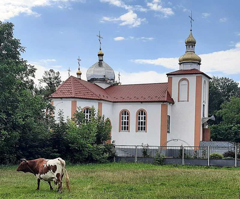 Фото Петра Грушка з сайту facebook.com, опубліковане 3 жовтня 2025 р. На фото… Церква Покрови