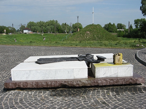 2007 р. Каністра з фарбою