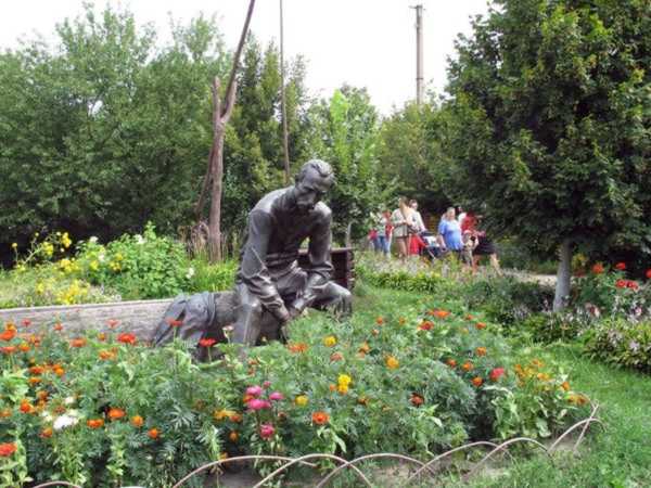 Пам’ятник П. О. Кулішу