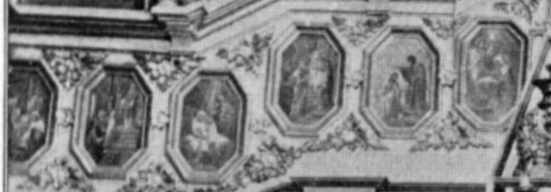 Ліва половина празникового ряду