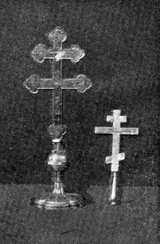 Хрести із церкви