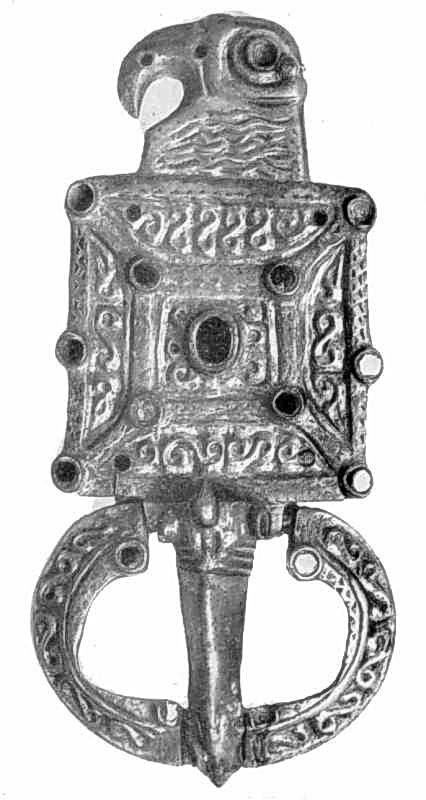 Пряжка з соколиною голівкою