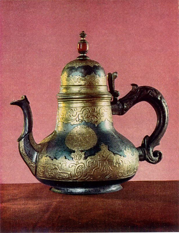 Десь близько 1715 р. Равич зробив для переяславського полковника С. Томари… Чайник С.Томари, бл. 1715 р.