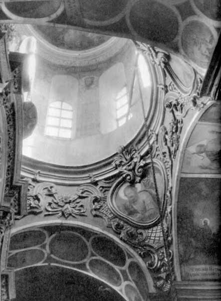 Інтер’єр купола