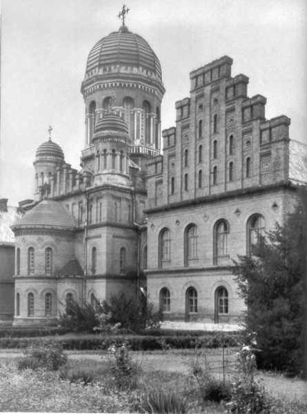 Семінарський корпус і церква