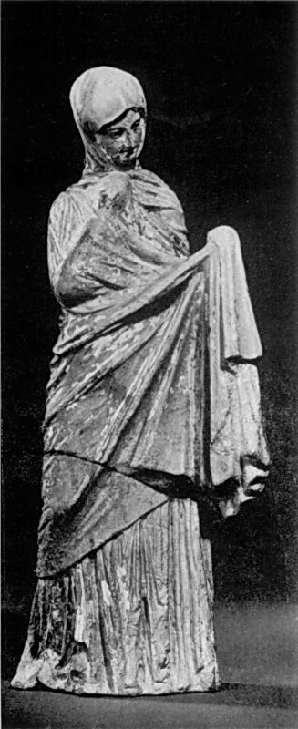 Статуетка жінки