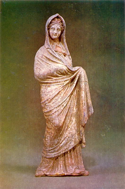 Статуетка жінки