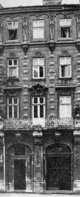 Головний фасад