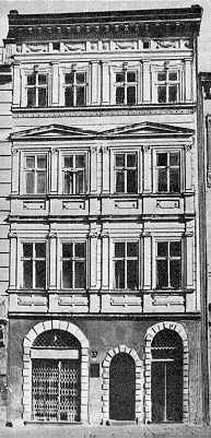 Головний фасад