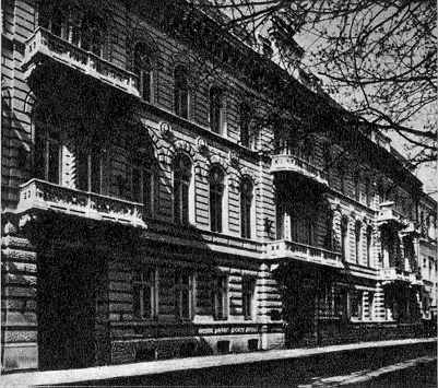 Готель “Лондонський” (№ 11)