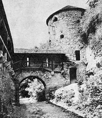 Прибрамна башта і барбакан. Вигляд з…