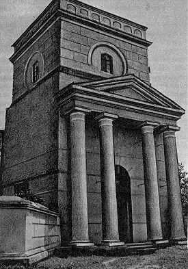 Дзвіниця Лебединського монастиря