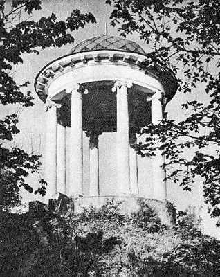 1986 г. Памятники градостроительства и…