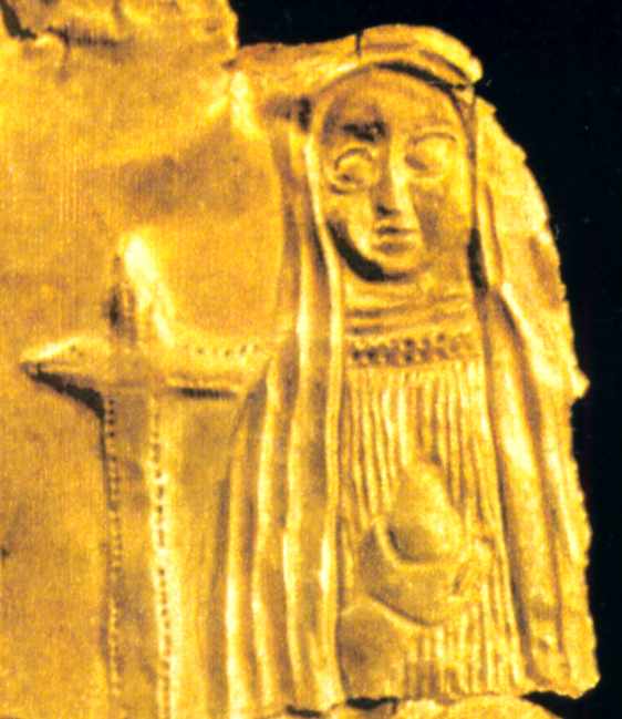 Півпостать богині