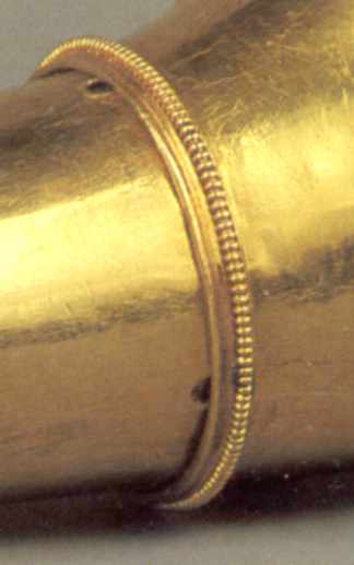 Поясок із зерен