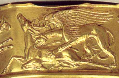 Грифон терзає оленя