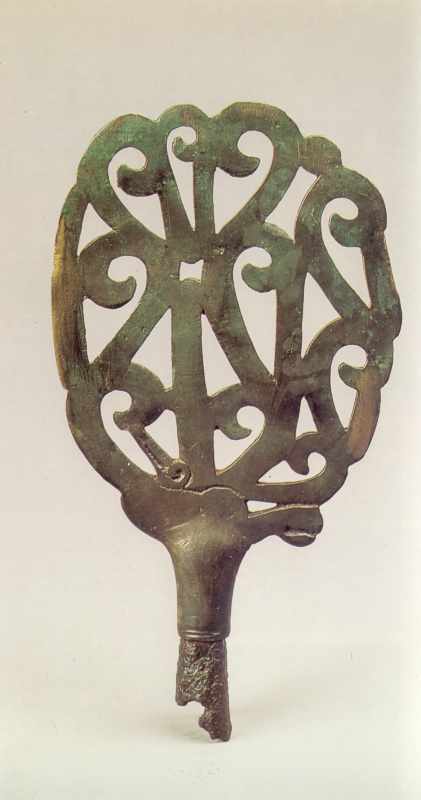 Навершя з головою оленя