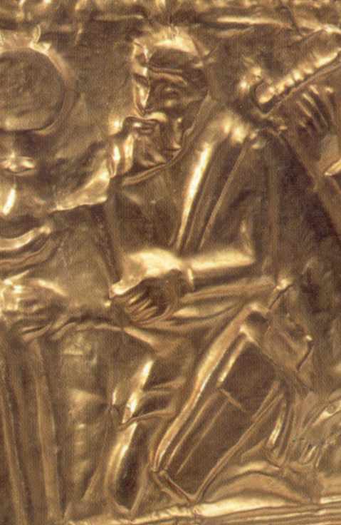 Фігура 7 (воїн на колінах)