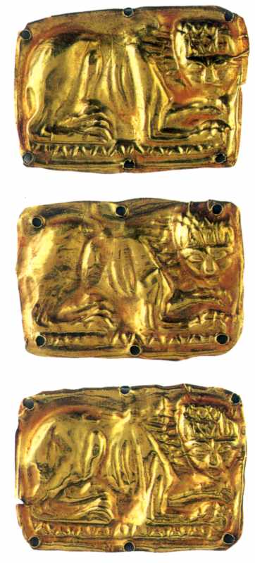 Бляшки із зображенням лева