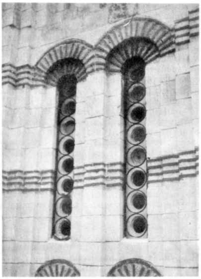 Деталь південного фасаду. Фото 1990 р.