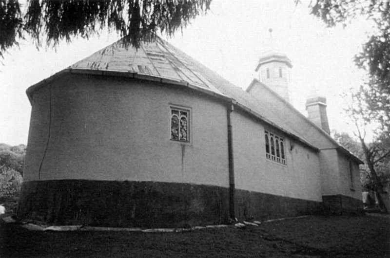 Мала Уголька. Церква св. Дмитра, 1979, 1991 р. Світлина 1999 р. Джерело:… Церква св.Дмитра