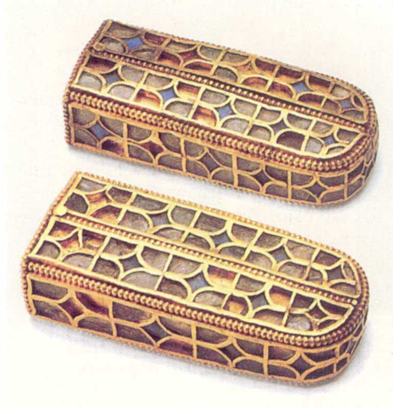 Наконечники ременів для кінської збруї (VII ст., Перещепинський скарб, с. Мале… Наконечники ременів для кінської збруї