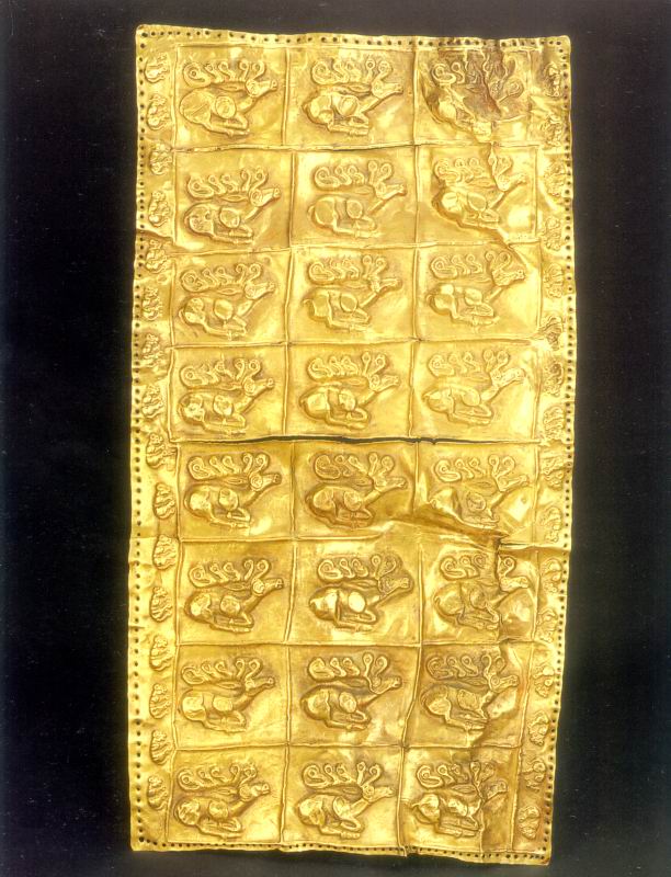 Пластинчатая обкладка горита Вторая половина VII века до н. э. Золото. Длина… Загальний вигляд