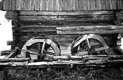 [2003 р.] Водяні колеса