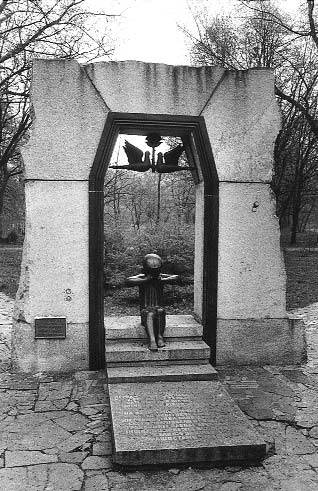 Передмостова слобідка