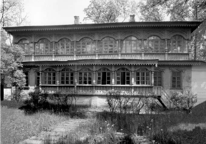 460.6. Дача, 1910–16 (архіт.). Вул. М. Юнкерова, 37-а. Стоїть окремо у… Дача (№ 37а)