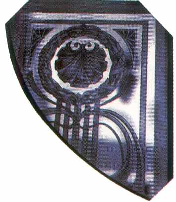 Надбрамний вітраж