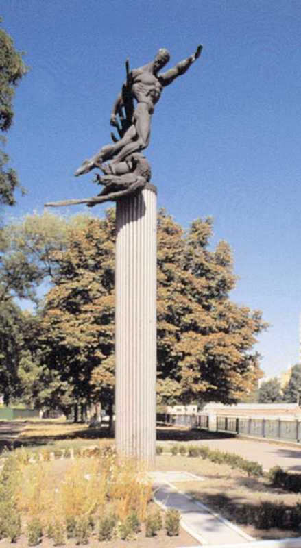 Стадіон «Зеніт» (№ 28 / Рибалка, 4)