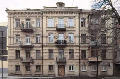 Головний фасад