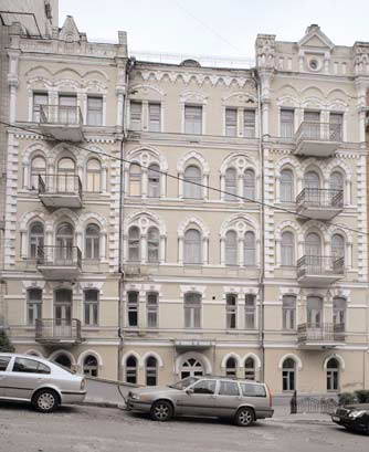 Головний фасад (№ 5)