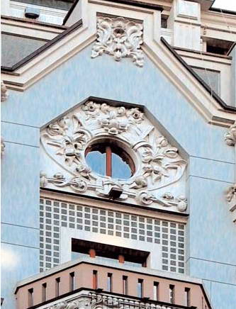 Фрагмент 7-го поверху фасаду