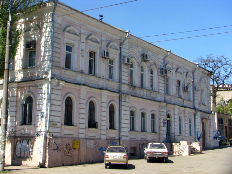 2008 р. Фасад по вул. Свердлова