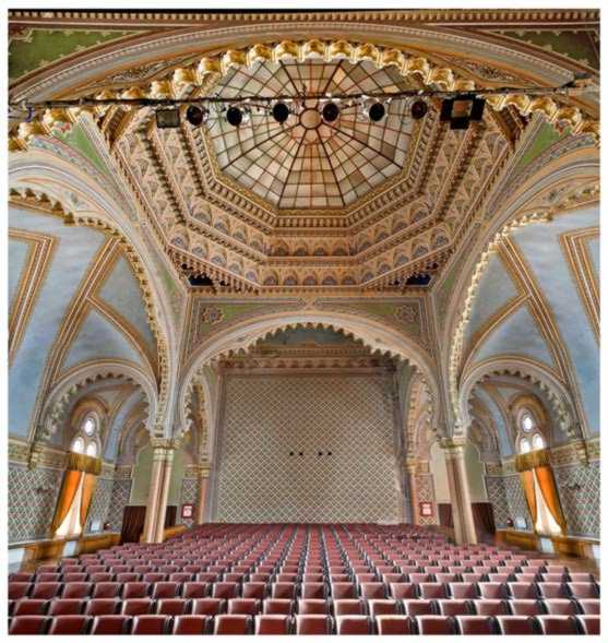 Інтер’єр залу