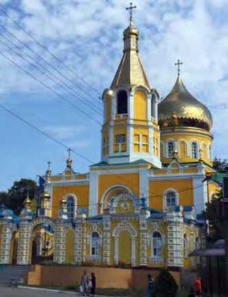 Вигляд з боку пл. Центральної