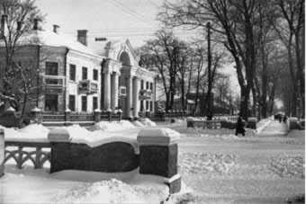 Адміністративно-житловий будинок (№ 33)