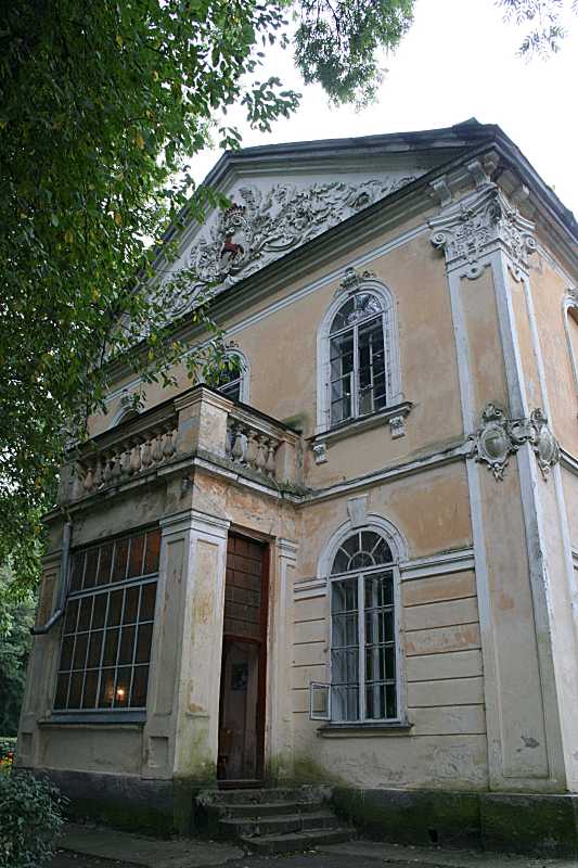 2009 р. Північний фасад з ганком.…