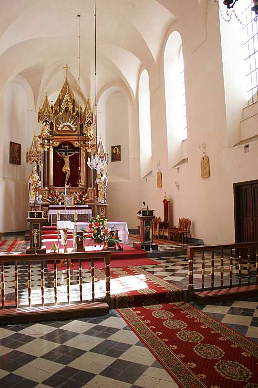 Південна стіна вівтаря