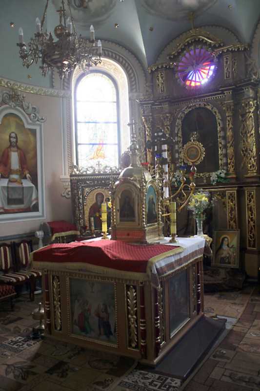 Інтер’єр вівтаря