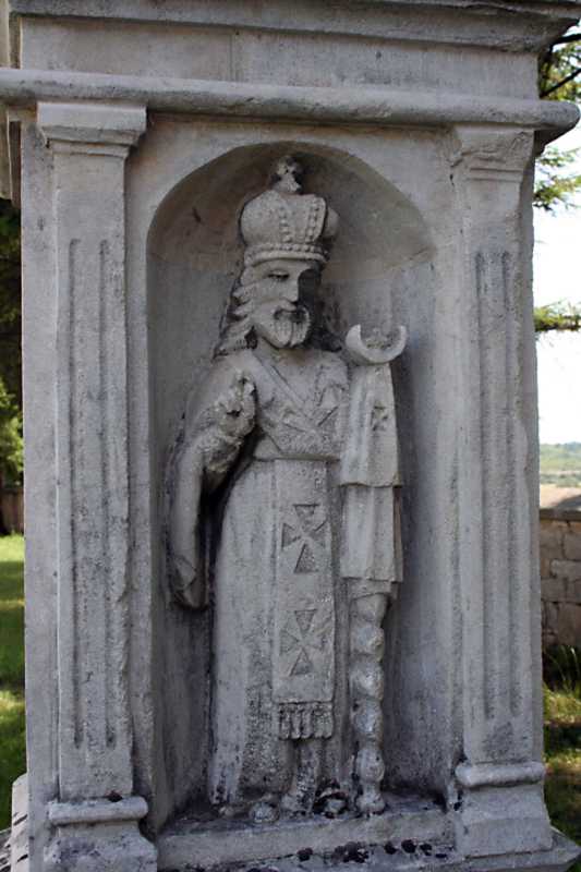 Скульптура св. Миколи