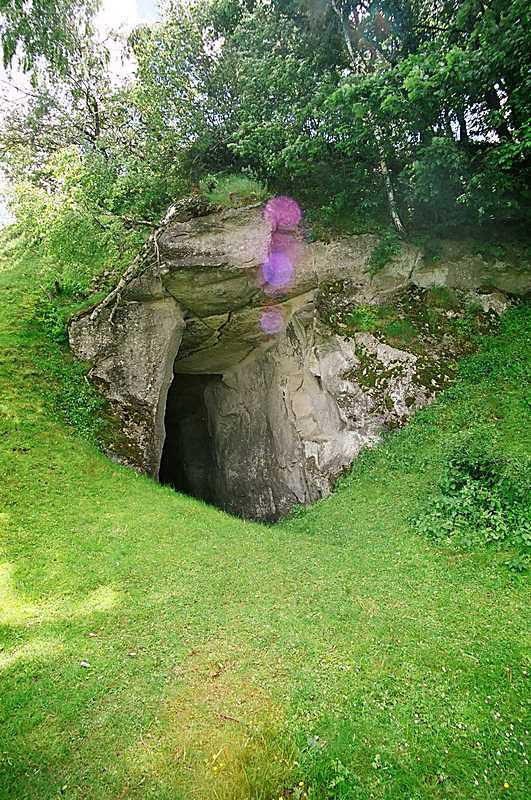 2003 р. Вхід до печери