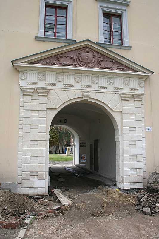 2006 р. Портал надбрамної башти