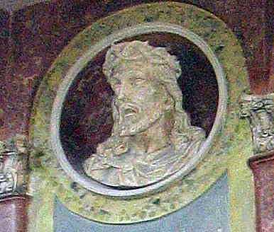 2012 р. Барельєф «Стражденний Ісус»